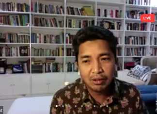 Andi Rahmat saat menjadi nara sumber diskusi. (foto/JKW)