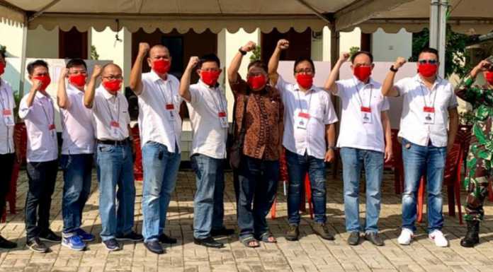 Panitia Pemilihan Ketua RW Cluster Flamboyan Alam Sutera. (Foto/Jkw)