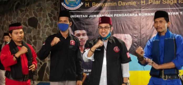 Komandan Wilayah Bang Japar Tangsel Ferry Irawan, SH.MH Bersama Pilar Saga Ichsan. (Foto/GFY)