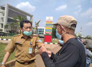 Kadispora Tangsel Etol Wiwi Martawijaya usai hadiri pemanggilan Kejari Tangsel