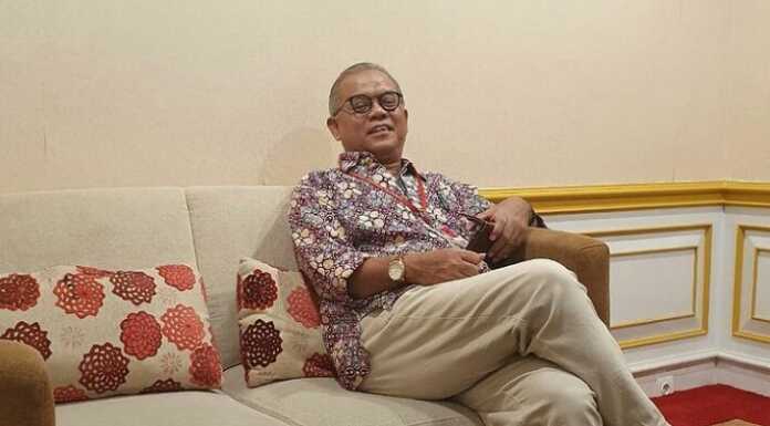 Putusan Lolosnya Hukuman Mati Terpidana Kasus Sabu 402 Kilo Gram, Begini Tanggapan Pakar Hukum Pakar Hukum Pidana Universitas Trisakti, Abdul Fickar Hadjar.