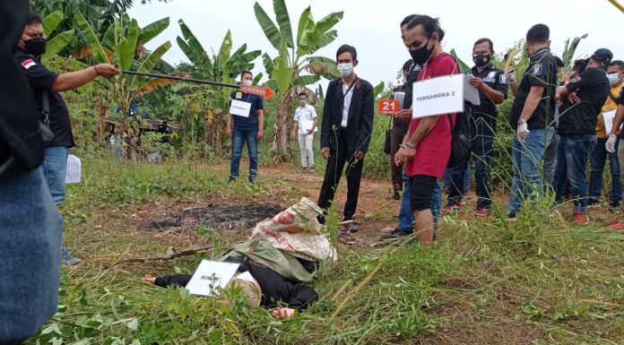 Rekontruksi pembakaran manusia di Cisauk